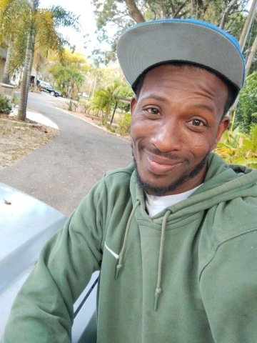 Tampa Male Escort — Chauffeur help, cooking, cleaning, lawn work, and painting - 1