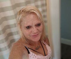 Columbus escorts - Columbus, Ohio Female Escort — Throat Goat Style (35)