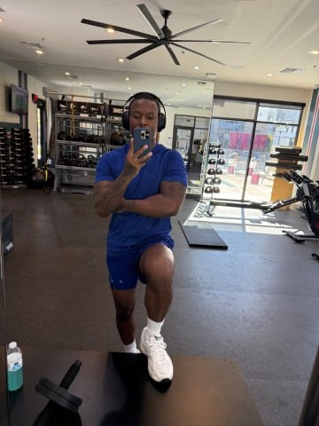 Visalia CA Male Escort — just here to have some fun - 1