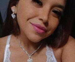 Back after a minute — Houston Texas female escort (a bit chunky) - Image 4