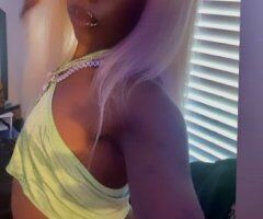 Fun-Sized Chocolate Mistress Molliee — Squirter Domme/Kink Play & FINDOM - Image 5