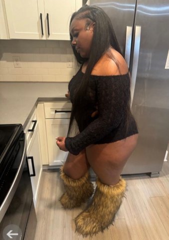 Juicy’s Back in Town — Female Escort Outcalls (Deposit Required) - 1