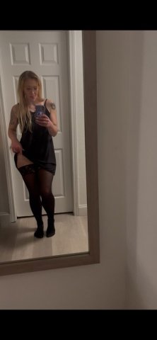 Bianca PetiTE Blonde with a booty — fetish-friendly BJ sessions (limited spots) - 1