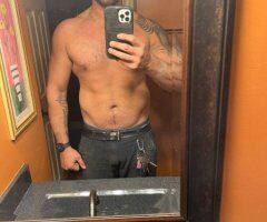 Chicago escorts - Italian Stallion Massage (Sensual + Deep) — Chicago IL