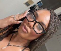 San Fernando Valley Discreet Female Escort — In & Outcalls (5⭐ service) - Image 2