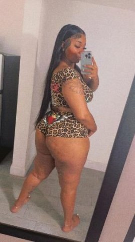 Valdosta GA Red Escort — Tall, Thick, and Outcalls Only - 1