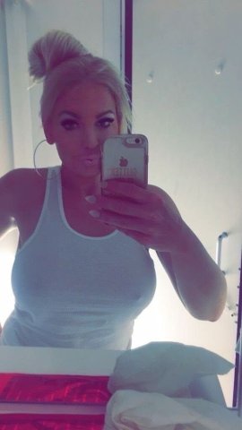 Blonde Partygirl (San Diego) — student & military discounts, in-calls/out-calls - 1