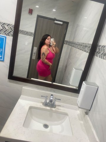 Northside Houston Outcalls — Super Soaker Mina - 1