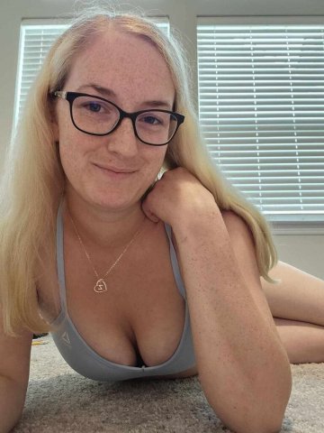 Mansfield, Ohio 32 Year Female Escort — Fetish-friendly services - 1