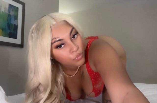 QV Special Overnight-Friendly Tall Exotic Baddie (Shreveport) - Best Throat - 1