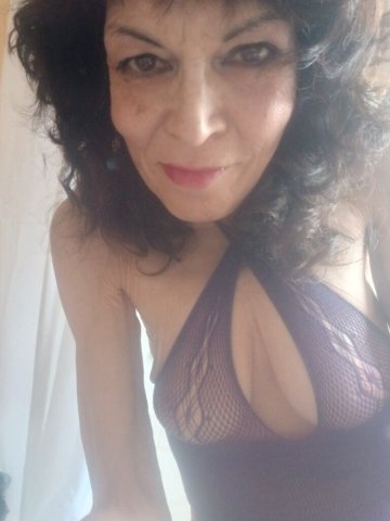 Chicago Female Escort — Full Service (Cardate 70, 150 HH) & “Pacifier” BB BJ - 1
