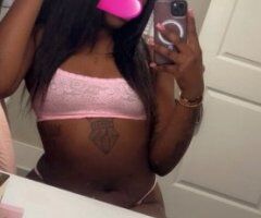 Cincinnati escorts - Petite Chocolate Escort (25) in Cincinnati, Ohio — No Bare