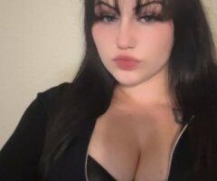 5-star Sacramento Female Escort — soft, juicy outcall with head focus - Image 4