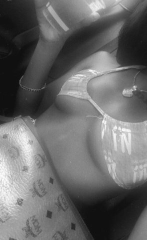 Fort Lauderdale Female Escort — In-calls, Overnight Companion - 1
