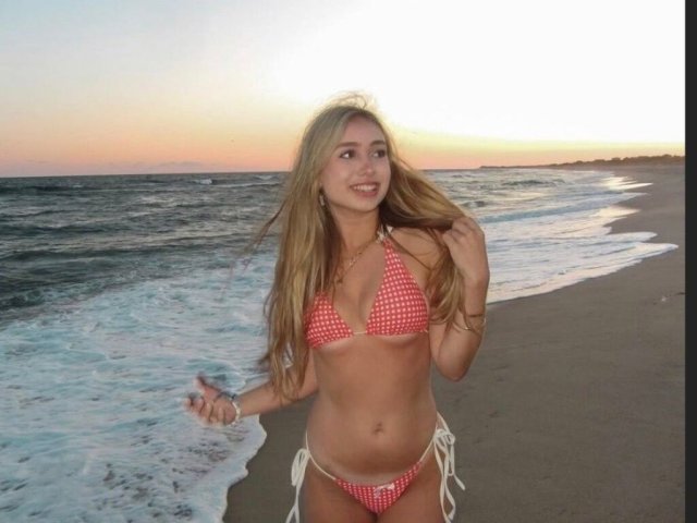 Thick Yella SweetHeart  Custom Content + Live Verification - 1