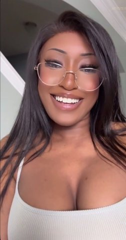 Petty Girl in Columbus, Georgia — Clean Pussy, Soft Ass + Full Service Specials - 1