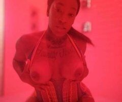 Memphis escorts - Memphis TN QV 24hr Special — Car Fun & Hookup