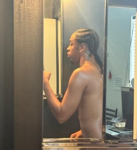 Long Beach Male Escort — outcalls, custom content & roleplay - 1