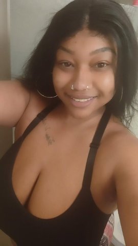 North Bay Female Escort — online pics, vids & live cam this weekend - 1