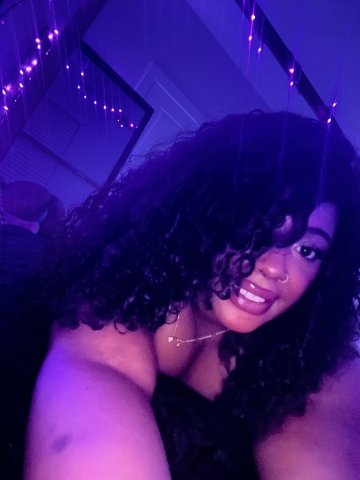 Austin TX Petite Peruvian Escort — Private Seduction Sessions - 1