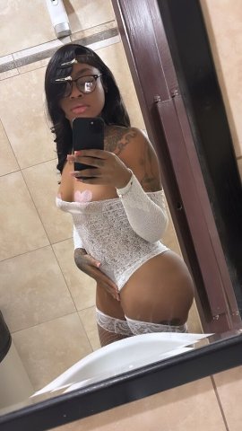 Sexy Redbone Female Escort — Facetime, Content, Incalls/Outcalls - 1