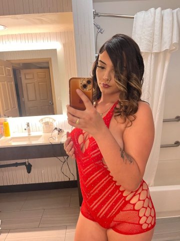 North Bay 21-year-old Female Escort — ATF Party Girl - 1