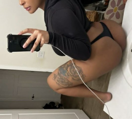 Virginia Beach Female Escort — Incall & Outcall - 1