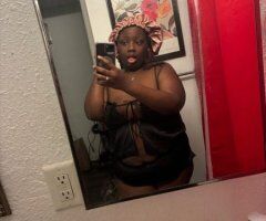 Affectionate, high-energy female escort in Brunswick, GA - Image 4