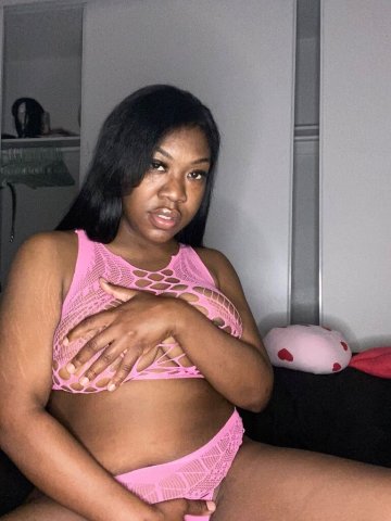 Indianapolis Female Escort — Incall/Outcall, FaceTime & Customized Content - 1