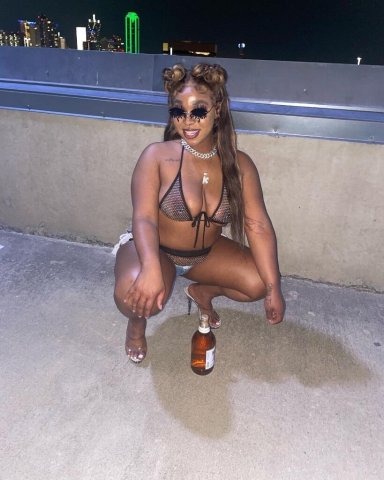 Tulsa Female Escort — NURU & Tissue Massage, Video-Verified FaceTime - 1
