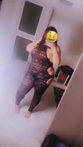 San Gabriel Valley CA Female Escort — Facetime & massage cuddle sessions - 1