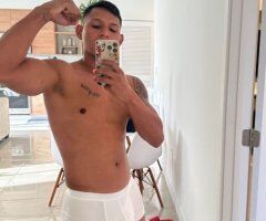 Knoxville TN Male Escort — boyfriend experience, massage, and hot fun - Image 8