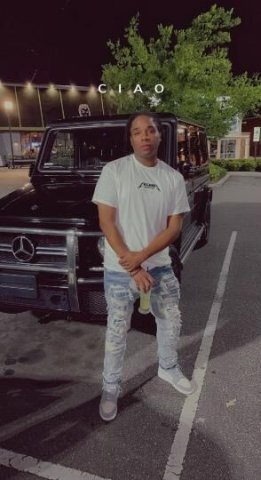 Norfolk VA Mr Good Guy — quality massage, iParty, kissing & fetish-friendly fun - 1