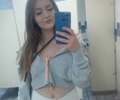 Tall, curvy Seattle Snow Bunny — green-eyed & brown-haired - Image 6