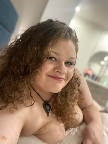 Palm Springs CA Female Escort — BBJ & bare raw CIM full service (incall/outcall, 24/7) - 1