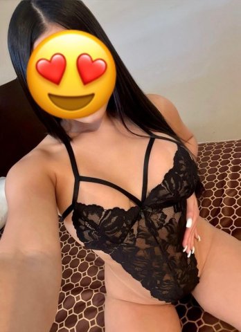 Full Service Female Escort (Incall) — Colombia — 25 - 1