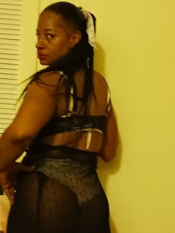 Boston Female Escort for Full-Body Massage + Light Roleplay (Outcalls) - 1