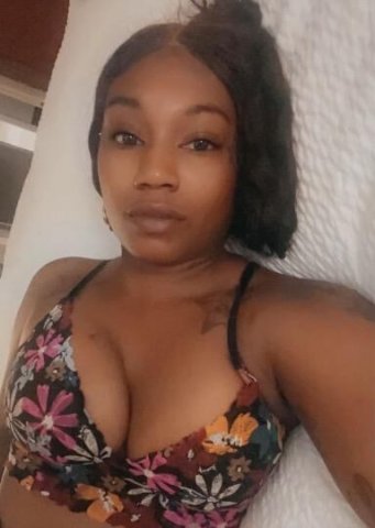 Ashley — Cleveland Female Escort (Memorial Weekend Special) - 1