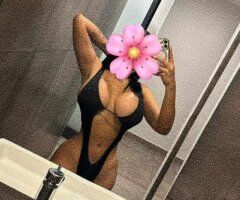 Chicago Latina Female Escort — In-call availability - Image 5