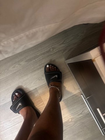 Indianapolis Female Escort — Incall open tonight - 1