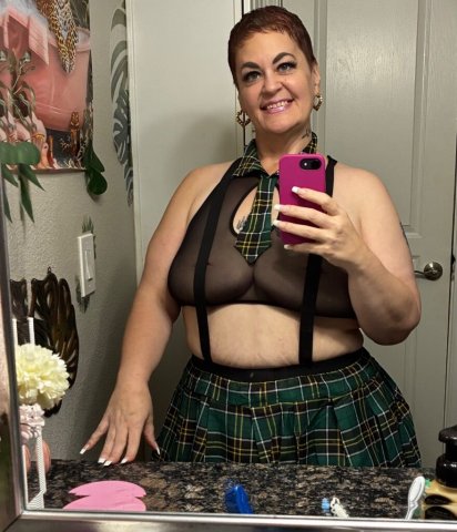Mature BBW MILF Escort (Westheimer & Beltway) — SW Houston - 1