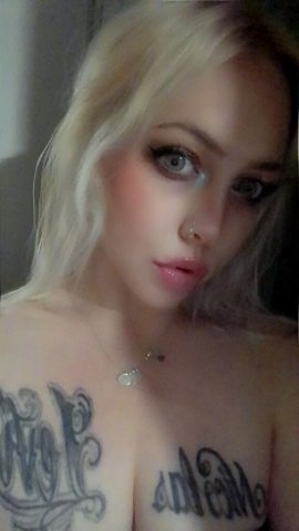 Karissa Hart — Blonde, Green-Eyed Adult Services (Incall/Outcall/Car Play) - 1