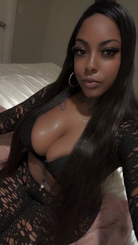Long Beach CA Female Escort — Video Sex + In-Person Visits - 1