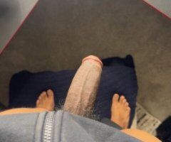 Houston Male Escort — Petite Slim, FaceTime Shows, Oral with Condom - Image 3