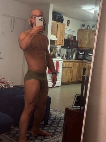 Fort Lauderdale Male Escort — texts after 5pm, weekends, WhatsApp - 1