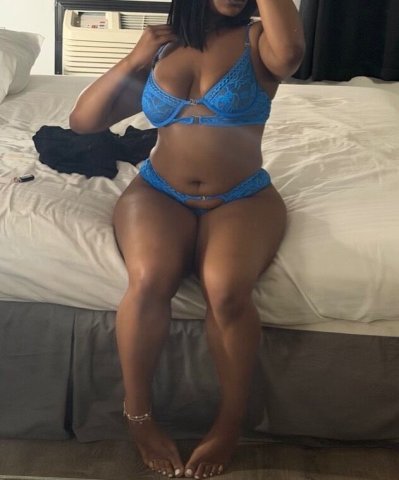 Chambana Latina Female Escort — video chat verification & rush me outs/ins (24/7 ask) - 1