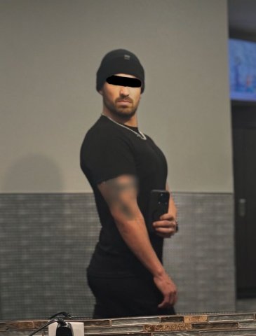 Springfield DILF Male Escort — Tattoos, skilled hands, and outcall massages - 1