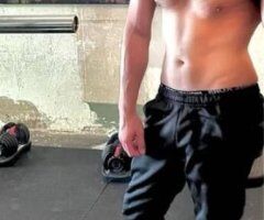 Tall & Fit Italian Stallion—Outcall Preferred in San Diego - Image 5