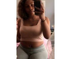 Wheeling, West Virginia Female Escort — pretty face and strong energy - Image 2
