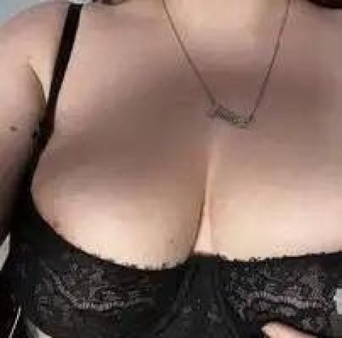 Kansas City 2-Lady “Sandwich” Escort — Olathe in/out - 1